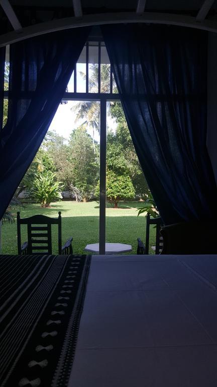 Villa Dewasiri Unawatuna Extérieur photo