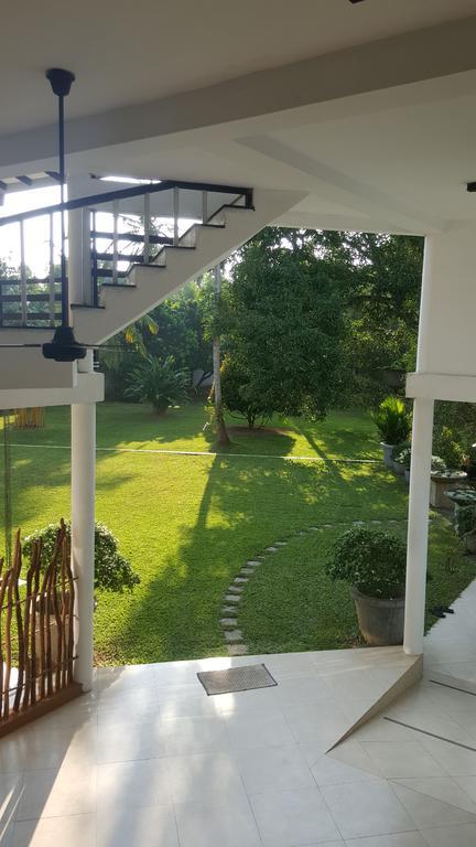 Villa Dewasiri Unawatuna Extérieur photo